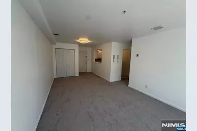 131 Clinton Place 214 #214, Hackensack, NJ 07601 - Photo 11