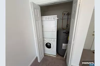 131 Clinton Place 214 #214, Hackensack, NJ 07601 - Photo 17