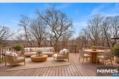 468 Morse Avenue, Ridgefield, NJ 07657 - Photo 19