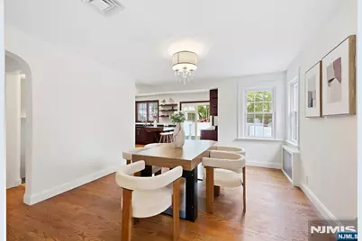 473 Oakdene Avenue, Cliffside Park, NJ 07010 - Photo 13