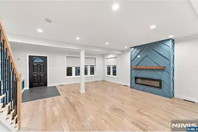 384 Pleasant Avenue, Cliffside Park, NJ 07010 - Photo 3
