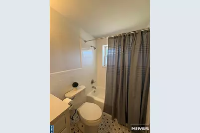 15 Dell Glen Avenue, Lodi, NJ 07644 - Photo 15