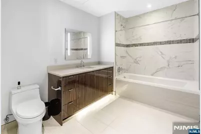 800 Ave At Port Imperial 803 #803, Weehawken, NJ 07086 - Photo 9