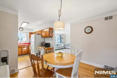 169 Pleasant Avenue, Maywood, NJ 07607 - Photo 9