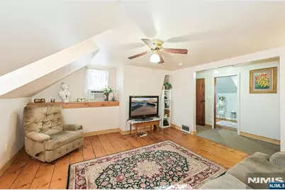 404 Washington Avenue, Dumont, NJ 07628 - Photo 25
