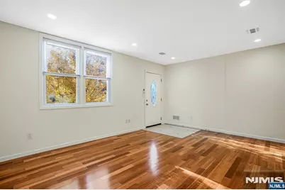 81 Washington Place, East Rutherford, NJ 07073 - Photo 3