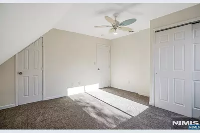 81 Washington Place, East Rutherford, NJ 07073 - Photo 17