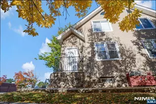 81 Washington Pl, East Rutherford, NJ 07073 - Photo 1