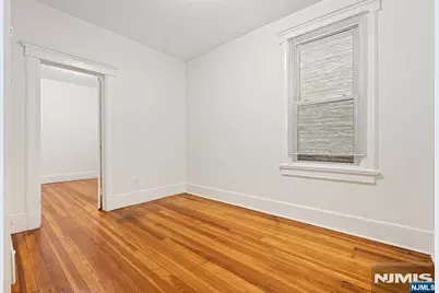 114 Shippen Street, Weehawken, NJ 07086 - Photo 5