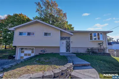 208 Washington Street, Northvale, NJ 07647 - Photo 3