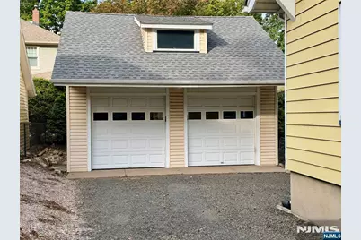 120 Glen Avenue, Midland Park, NJ 07432 - Photo 15