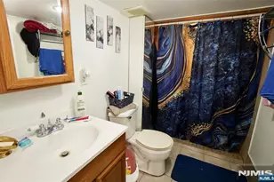 752 Highland, Newark, NJ 07104 - Photo 25