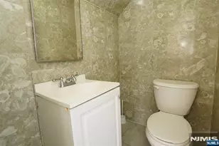 752 Highland, Newark, NJ 07104 - Photo 21
