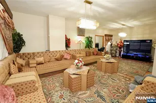752 Highland, Newark, NJ 07104 - Photo 7