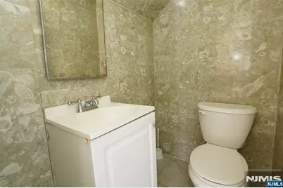 752 Highland, Newark, NJ 07104 - Photo 19