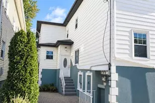 256 Crescent Ln 1, Cliffside Park, NJ 07010 - Photo 1