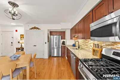 809 22nd Street 708 #708, Union City, NJ 07087 - Photo 31
