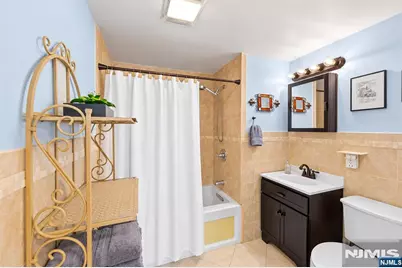 809 22nd Street 708 #708, Union City, NJ 07087 - Photo 15