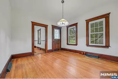 370 Sicomac Avenue, Wyckoff Township, NJ 07481 - Photo 9
