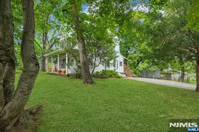 370 Sicomac Avenue, Wyckoff Township, NJ 07481 - Photo 21