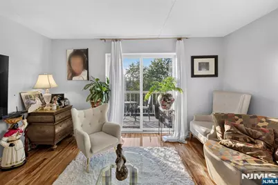 38 Moonachie Road 315 #315, Hackensack, NJ 07601 - Photo 3