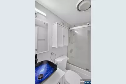 38 Moonachie Road 315 #315, Hackensack, NJ 07601 - Photo 27