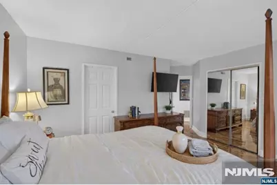38 Moonachie Road 315 #315, Hackensack, NJ 07601 - Photo 15