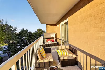 38 Moonachie Road 315 #315, Hackensack, NJ 07601 - Photo 29