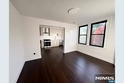 235 Elmwood Avenue 3 #3, Maplewood, NJ 07040 - Photo 5