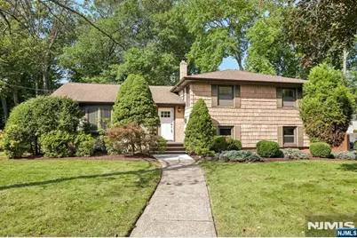 65 Springbrook, Livingston, NJ 07039 - Photo 1