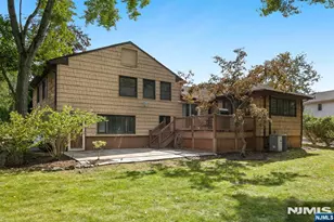 65 Springbrook, Livingston, NJ 07039 - Photo 21