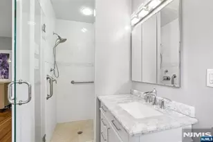 65 Springbrook, Livingston, NJ 07039 - Photo 13
