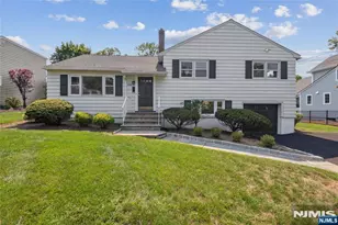 990 Washington Ave, Ho Ho Kus, NJ 07423 - Photo 1