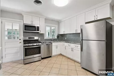 990 Washington Avenue, Ho Ho Kus, NJ 07423 - Photo 5