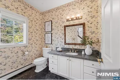 580 Brookside Avenue, Allendale, NJ 07401 - Photo 27