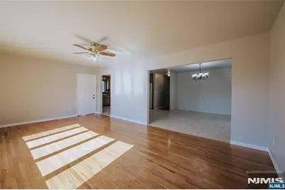 551 2nd Avenue 1 #1, Lyndhurst Township, NJ 07071 - Photo 3