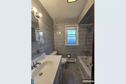 342 Page Avenue Second Floor #Second Floor, Lyndhurst Township, NJ 07071 - Photo 3