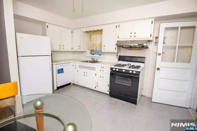 53 Sunnyside Avenue, Dumont, NJ 07628 - Photo 7