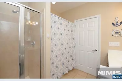 5 Holly Lane, Garfield, NJ 07026 - Photo 13