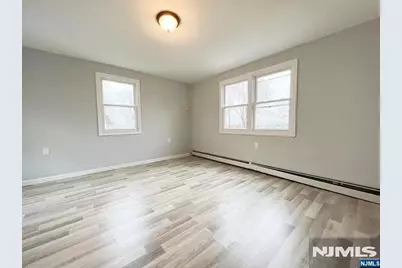49 Preston Street 2nd Fl #2nd FL, Ridgefield Park, NJ 07660 - Photo 5