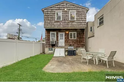343 Wagaraw Road, Hawthorne, NJ 07506 - Photo 5