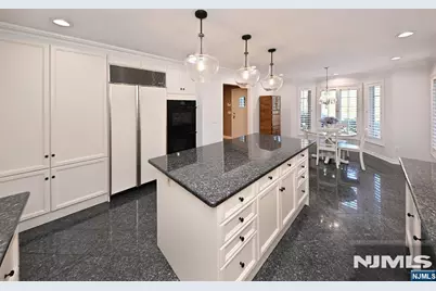 45 Whitney Hill, Park Ridge, NJ 07656 - Photo 5