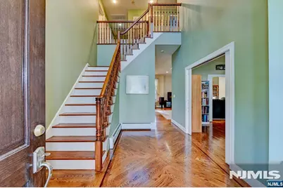 46 Seton Hall Drive, Oakland, NJ 07436 - Photo 5