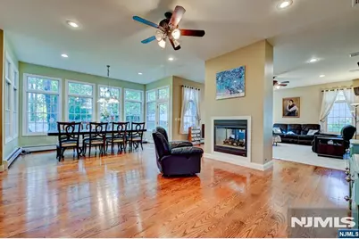46 Seton Hall Drive, Oakland, NJ 07436 - Photo 15