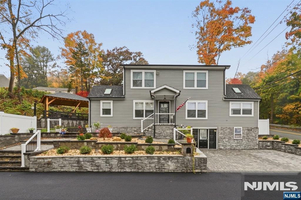 513 Otterhole Rd, West Milford, NJ 07480 - MLS 26040491 - Coldwell Banker