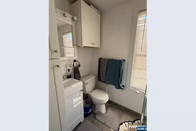 17 Koster Street, Wallington, NJ 07057 - Photo 5