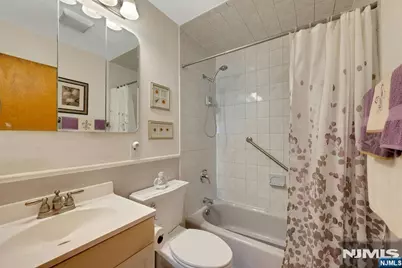 61 Oak Street, Rochelle Park Township, NJ 07662 - Photo 19