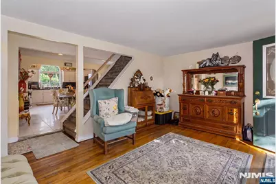 5 English Avenue, Elmwood Park, NJ 07407 - Photo 7