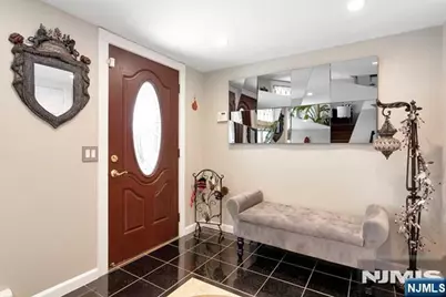 694 Center Street House #House, Ridgefield, NJ 07657 - Photo 3