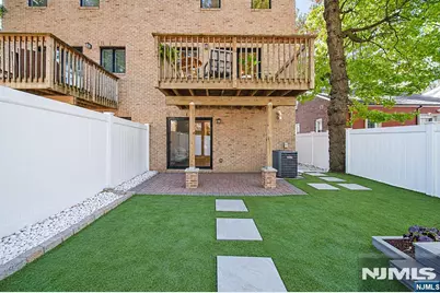 455 Lincoln Avenue 455 #455, Cliffside Park, NJ 07010 - Photo 5